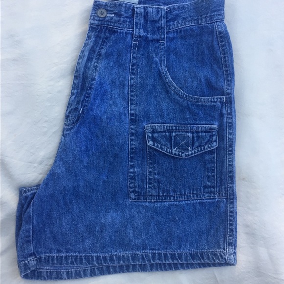 Faded Glory jean shorts size 10 .waist 14” flat - Picture 6 of 6